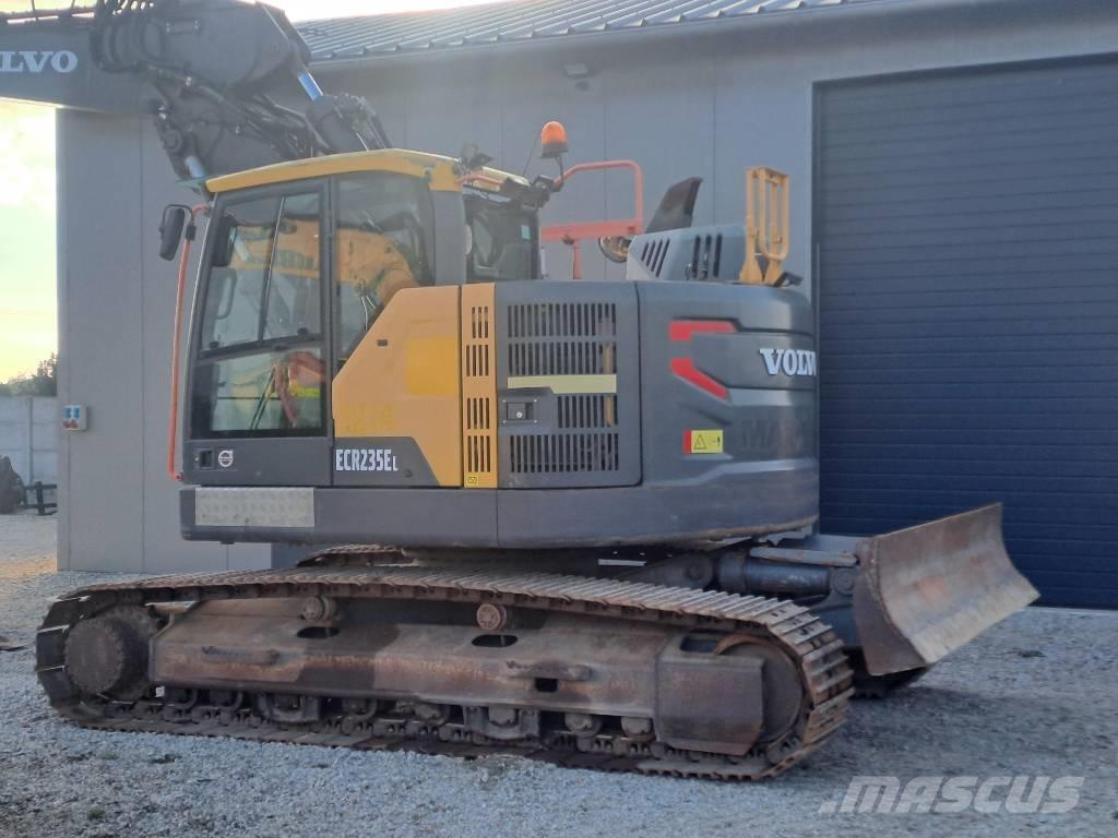 Volvo ECR235EL Roomikekskavaatorid