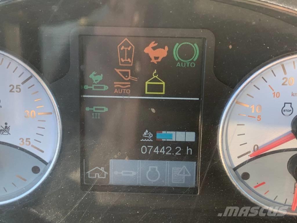 CLAAS Scorpion 732 Põllumajanduslikud teleskoopkäitlejad