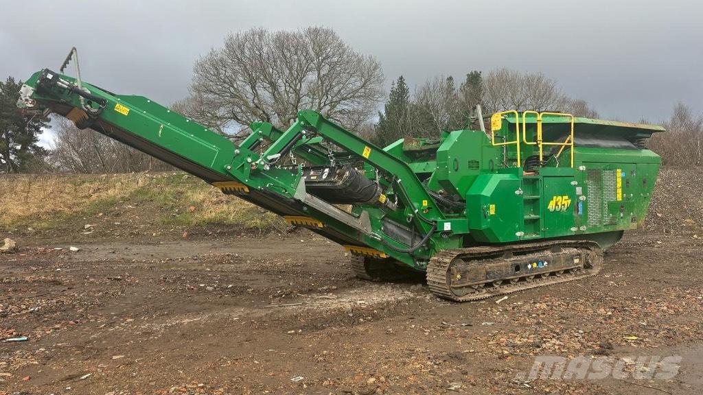 McCloskey J35 Iseliikuvad purustid