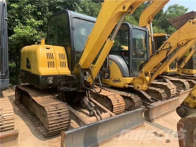Hyundai R80-7 Roomikekskavaatorid