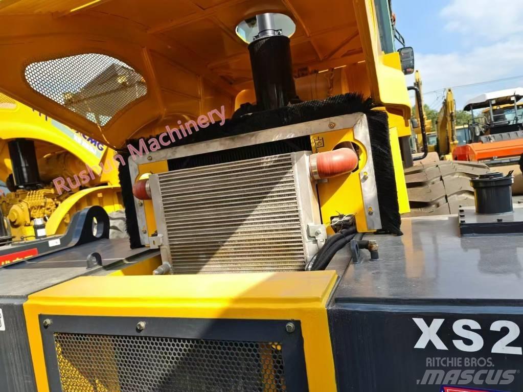 XCMG XS 263 J Ühe trumliga rullid