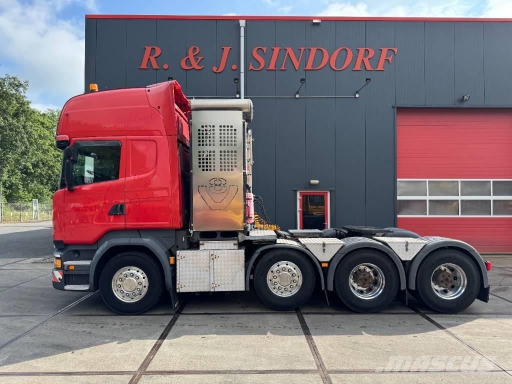 Scania R580 LA 8x4 Sadulveokid