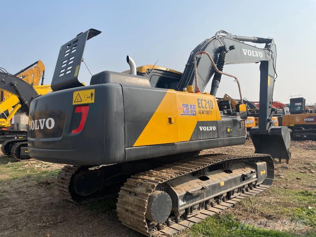 Volvo EC 210 Roomikekskavaatorid