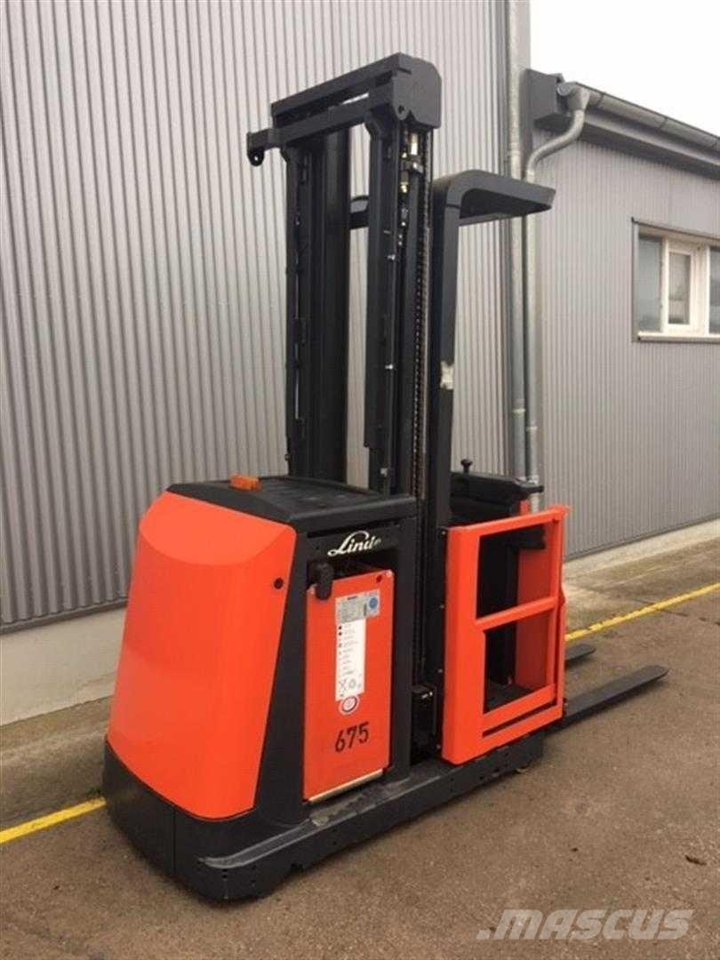Linde V11 Kõrged komplekteerimistõstukid