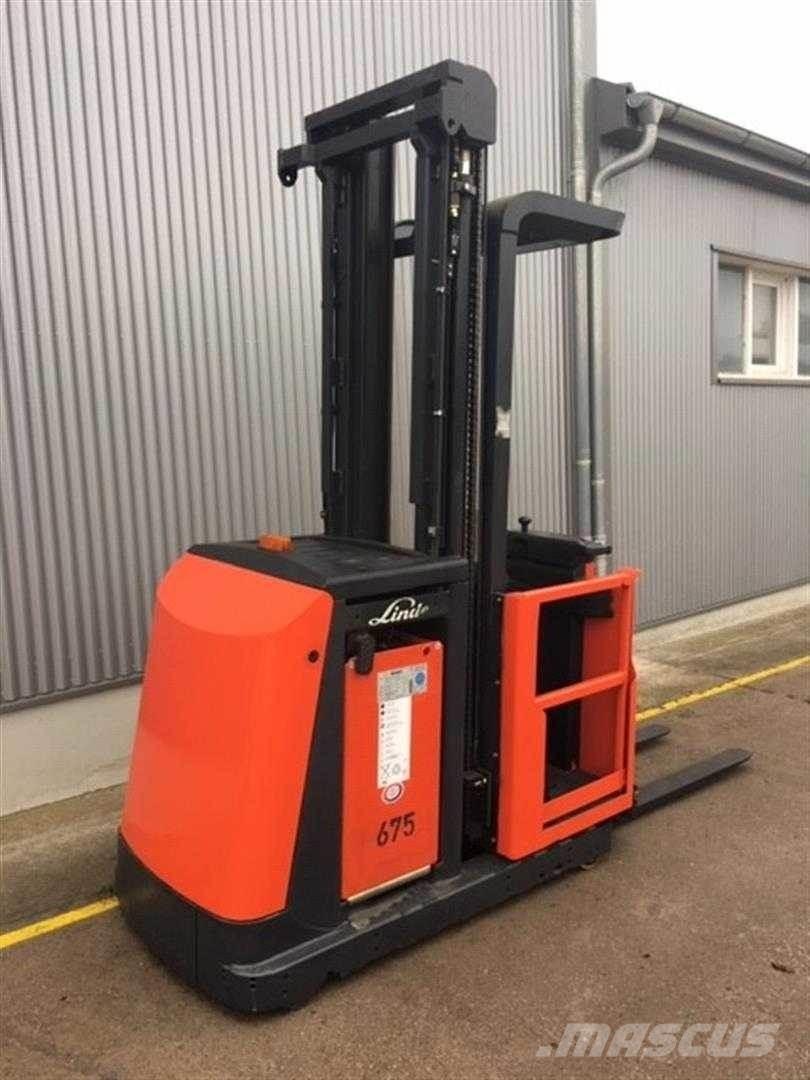 Linde V11 Kõrged komplekteerimistõstukid