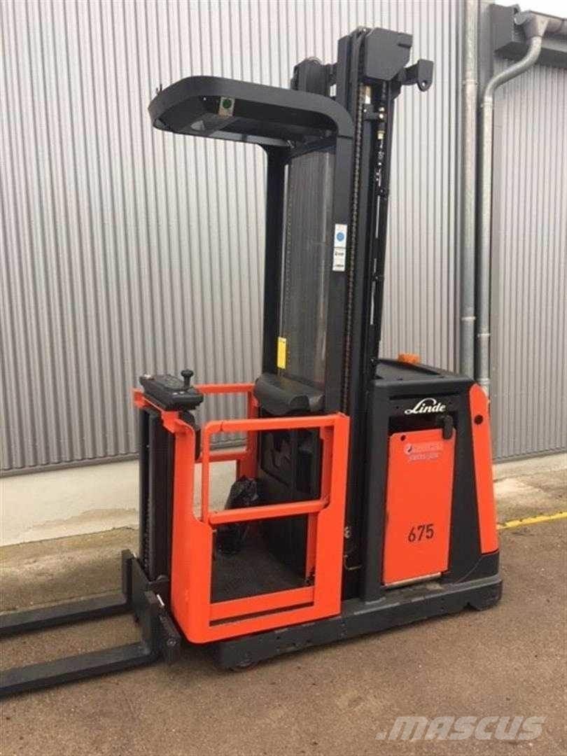 Linde V11 Kõrged komplekteerimistõstukid