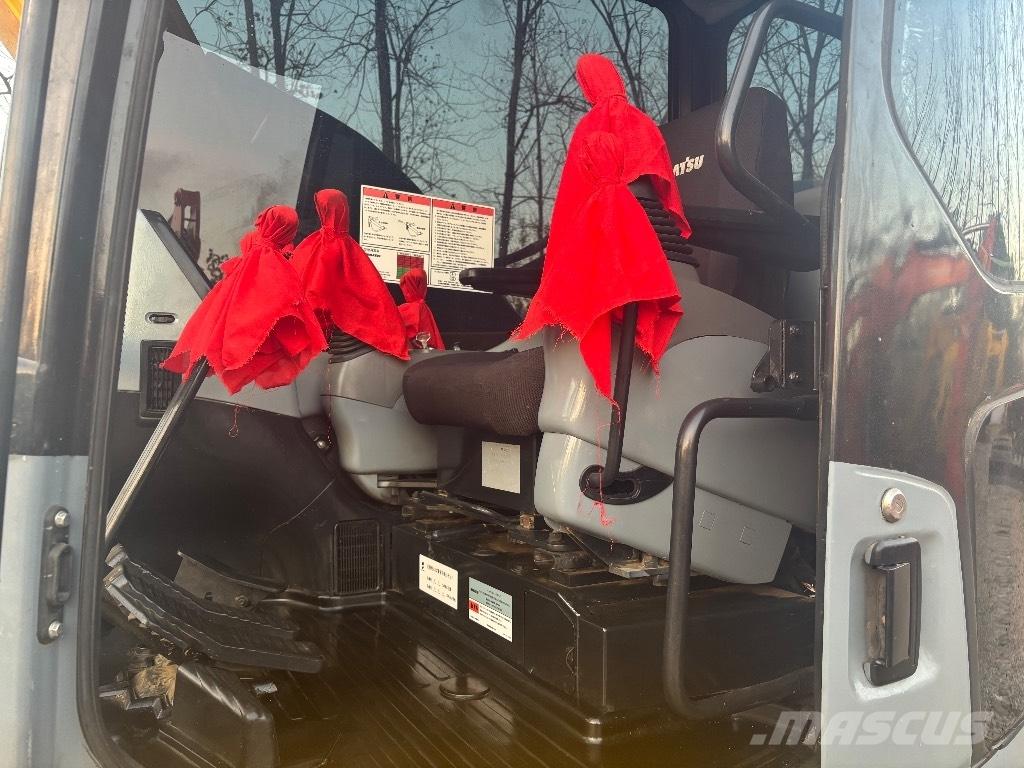 Komatsu PC 78 MR Väikeekskavaatorid 7t-12t