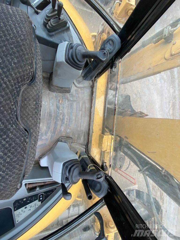 CAT 432 E Ekskavaatorlaadurid