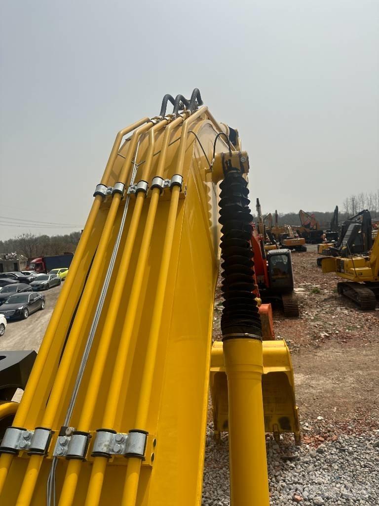Komatsu PC 450 Roomikekskavaatorid