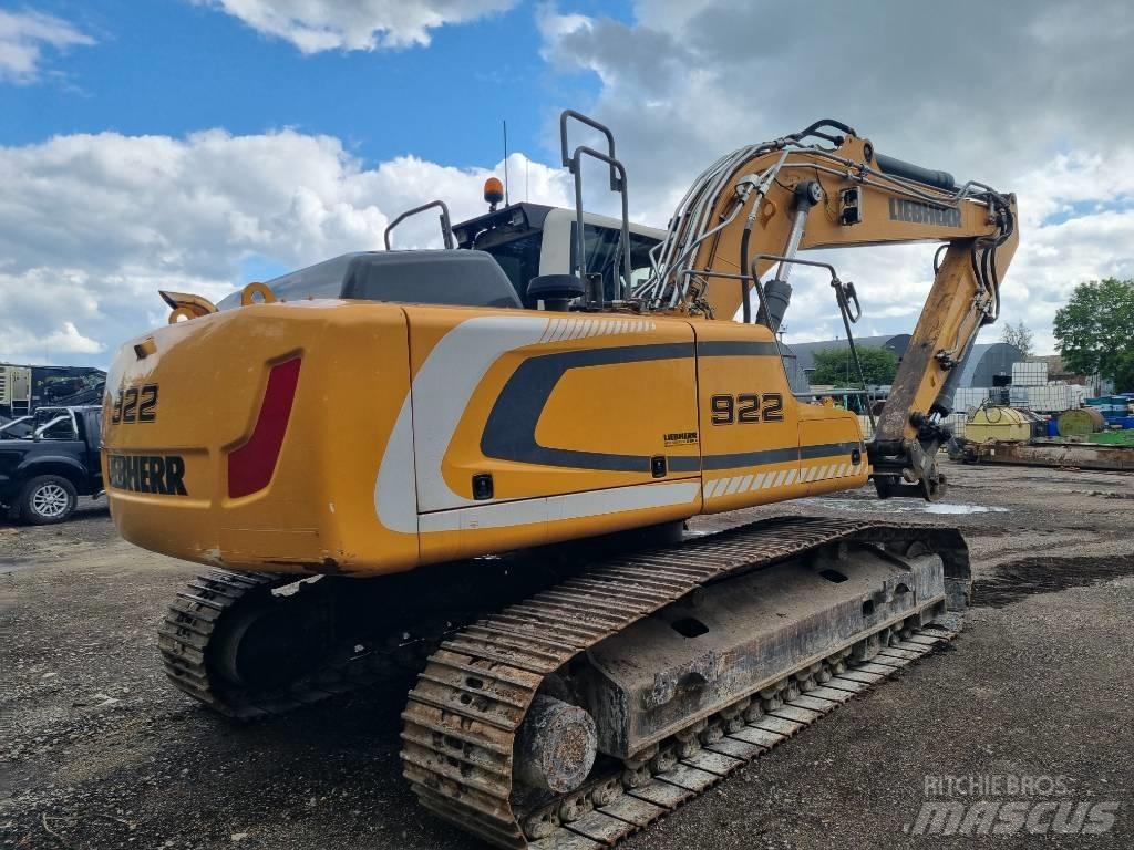 Liebherr R 922 Roomikekskavaatorid