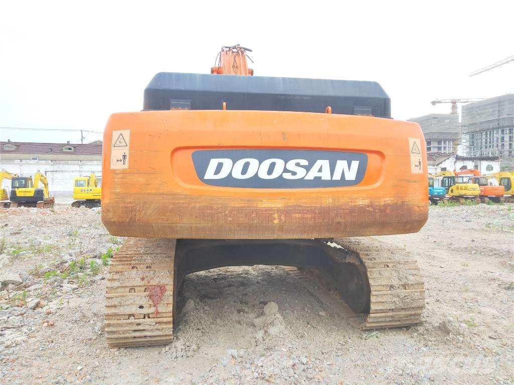 Doosan DH300LC-7 Roomikekskavaatorid