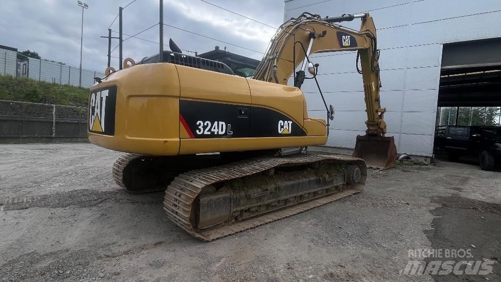 CAT 324 D L Roomikekskavaatorid