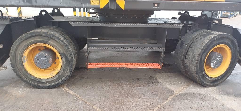 Volvo EW 240 E Ratasekskavaatorid