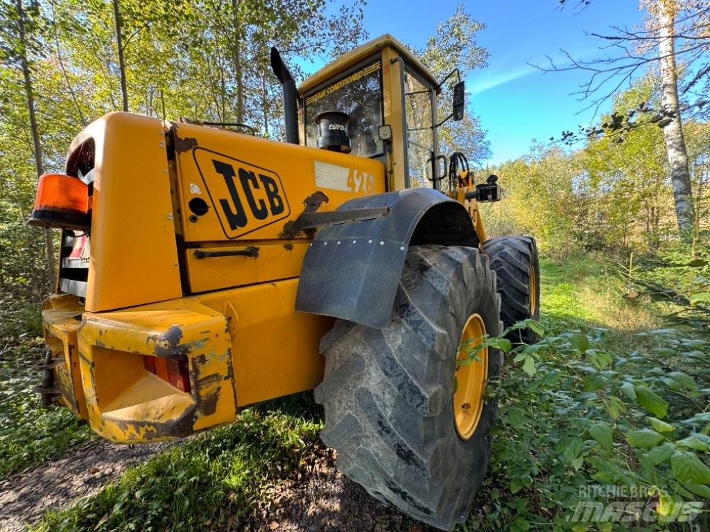 JCB 426 Agri (40 km/h) Rataslaadurid