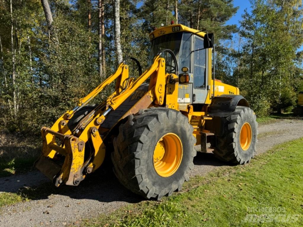 JCB 426 Agri (40 km/h) Rataslaadurid