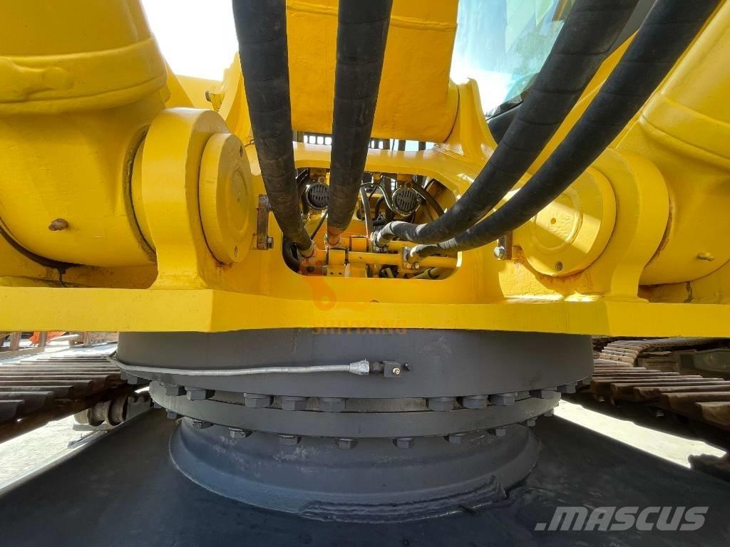 Komatsu PC 450 LC-8 Roomikekskavaatorid