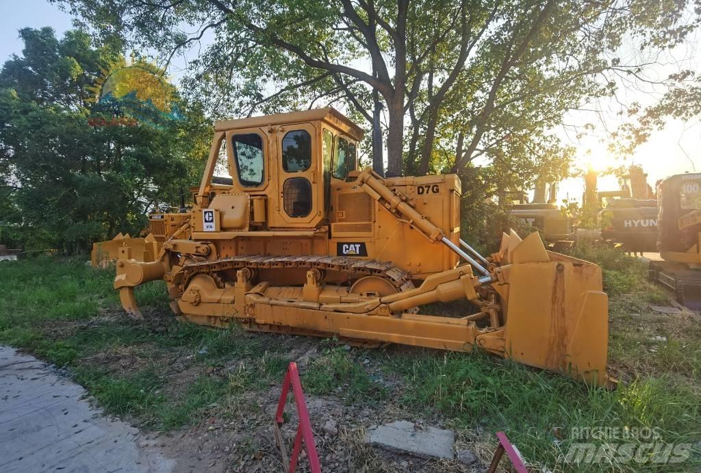 CAT D 7 G Buldooserid