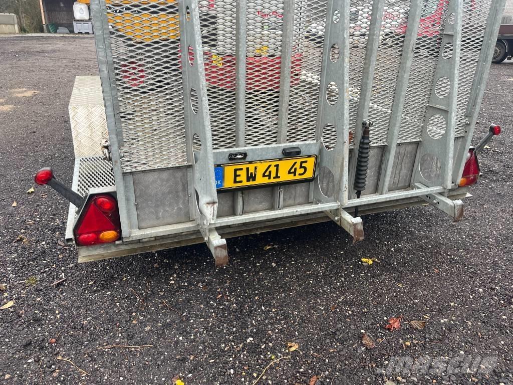 Takeuchi TB 210 R Miniekskavaatorid < 7 t