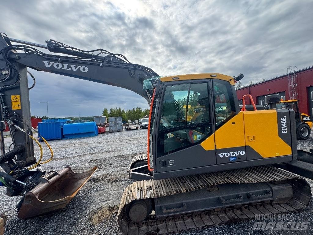 Volvo EC 140 EL Roomikekskavaatorid
