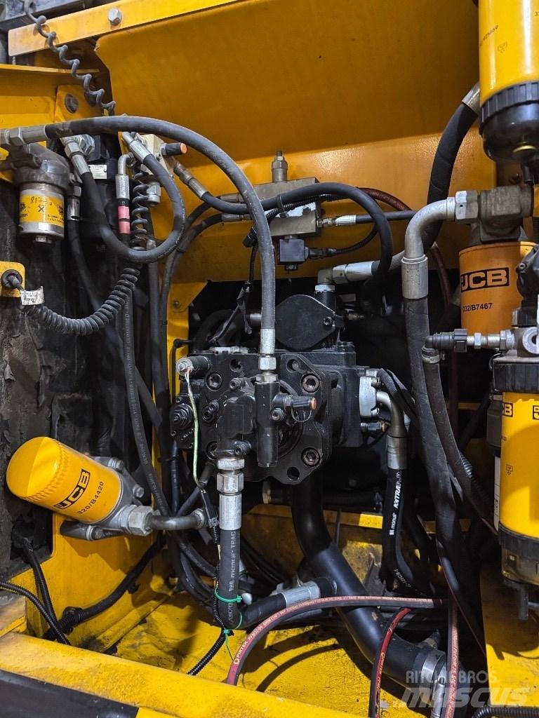 JCB JS 160 W Ratasekskavaatorid
