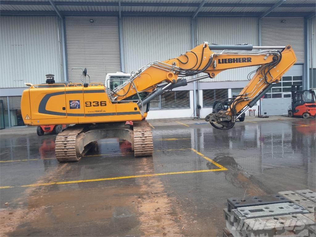 Liebherr R936 Roomikekskavaatorid
