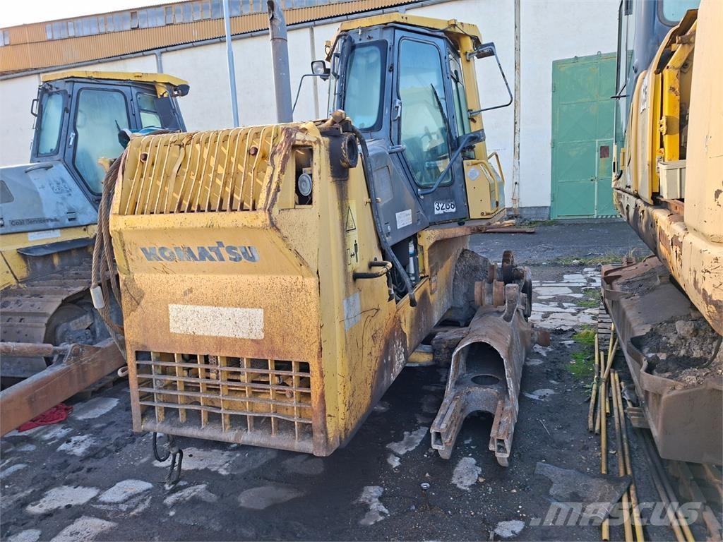 Komatsu D65EX-12 Muu