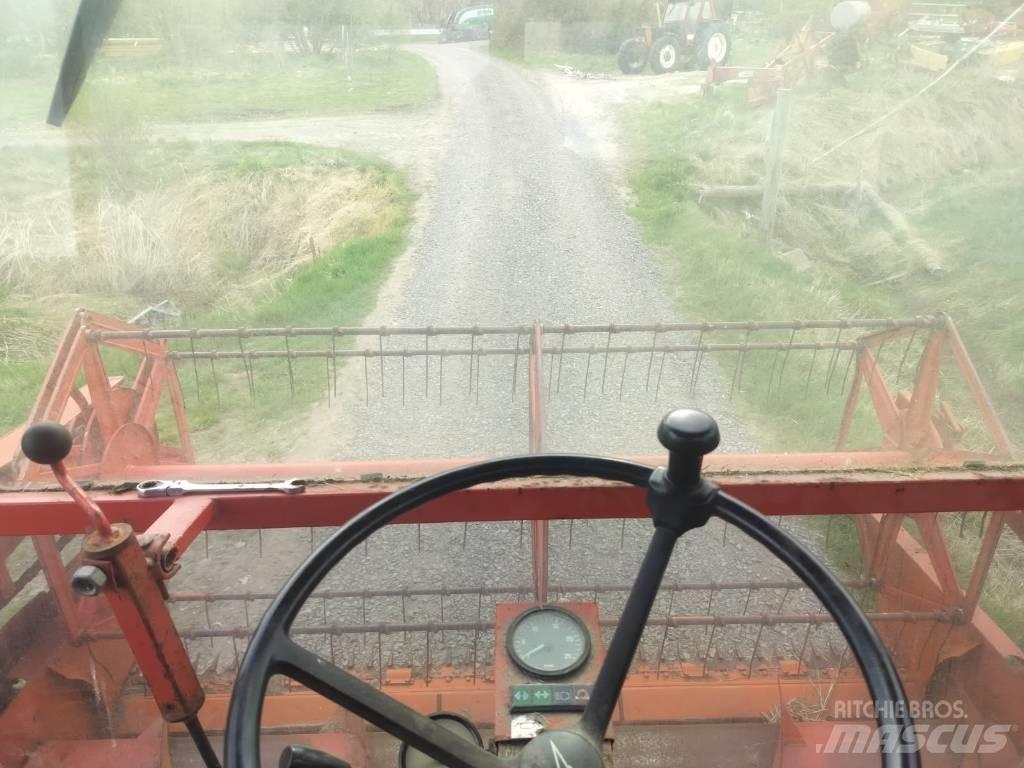 Deutz-Fahr 1080 Teraviljakombainid
