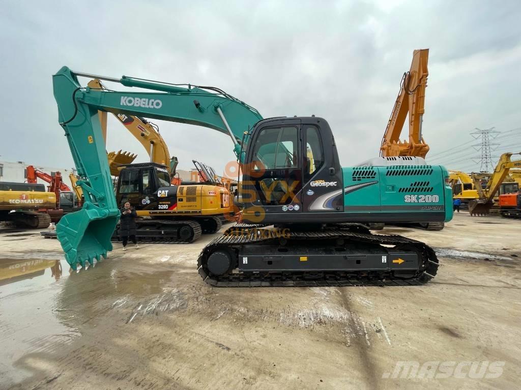 Kobelco SK 200-8 Roomikekskavaatorid