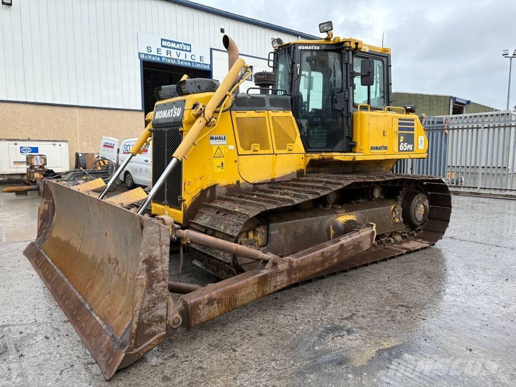 Komatsu D65PX-18 Buldooserid
