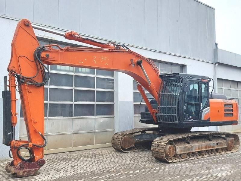 Hitachi ZX 250 LCN-7 Roomikekskavaatorid