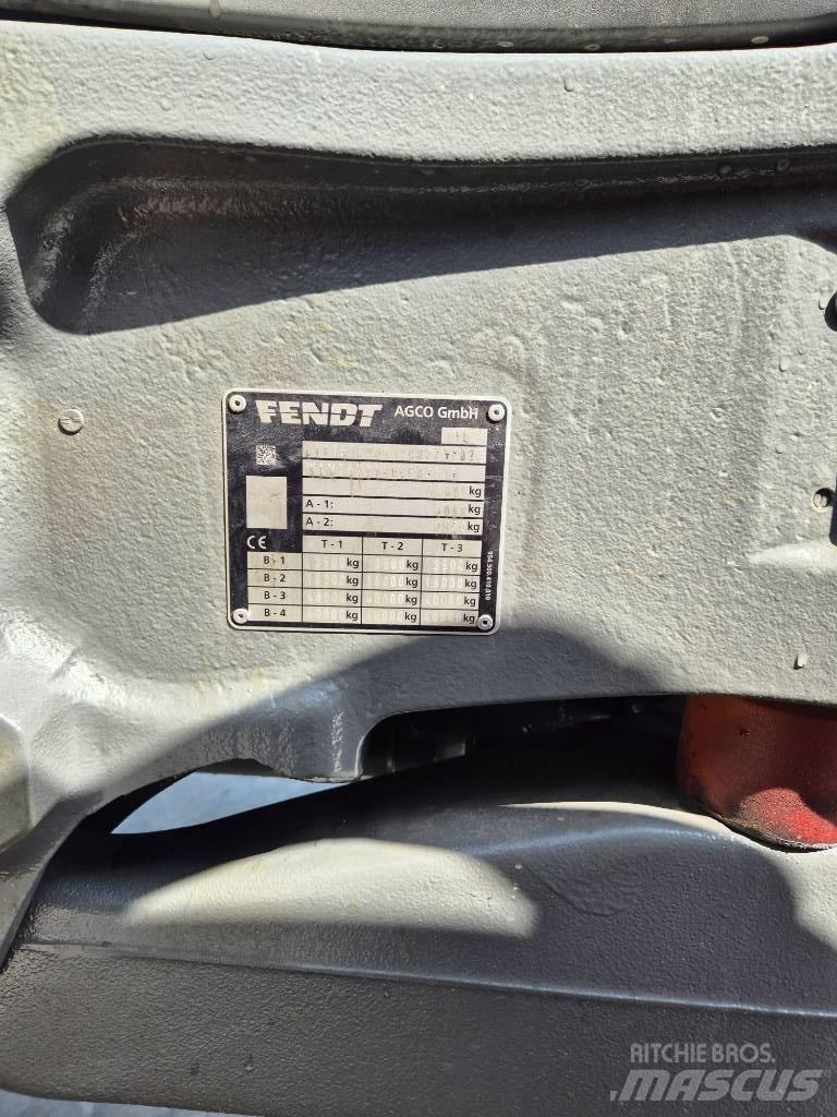 Fendt 718 Vario Traktorid