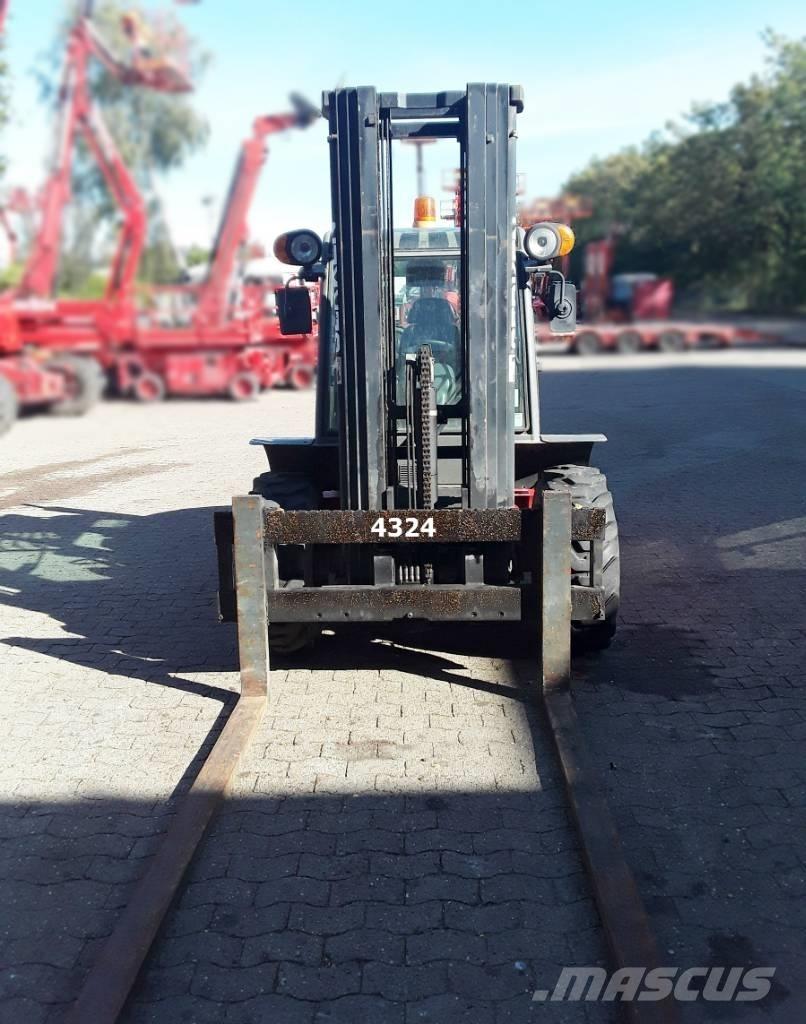 Ausa C 300 H X4 Maastikutõstukid