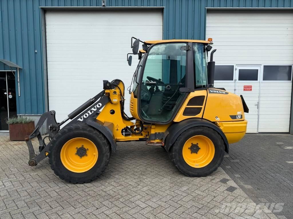 Volvo L 25 F Rataslaadurid