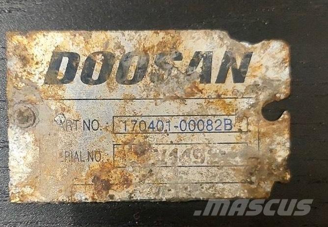 Doosan Final drive Raamid