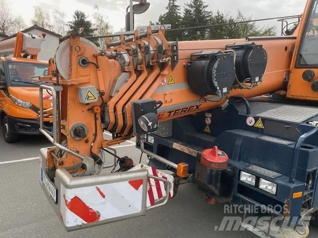 Terex Demag AC 40-1 Maastikutõstukid