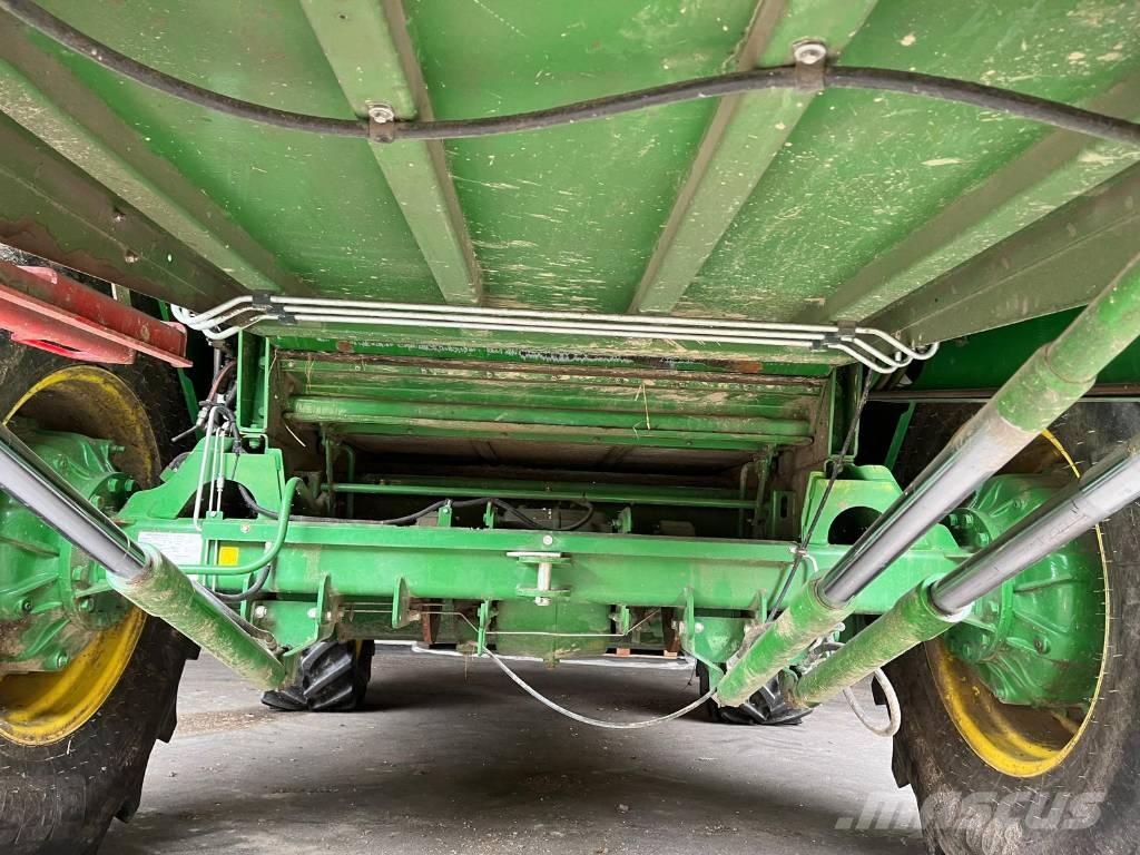 John Deere W 440 Teraviljakombainid