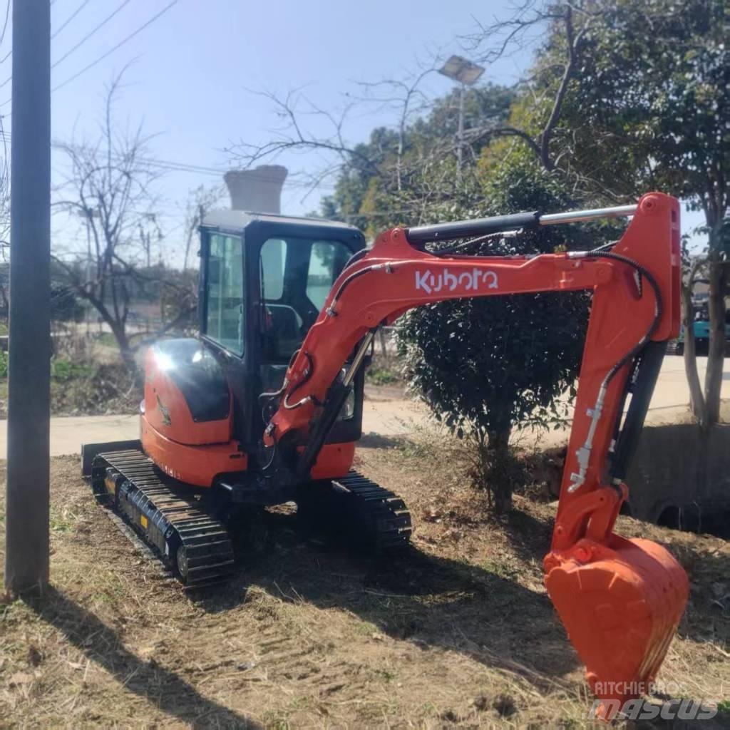 Kubota U 35 Roomikekskavaatorid