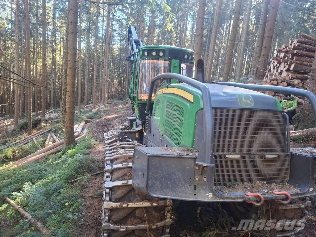 John Deere 1170G Harvesterid