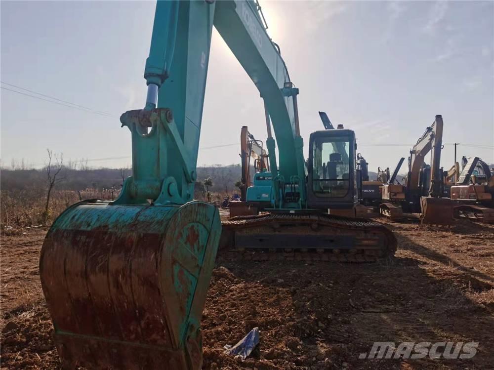 Kobelco SK210LC-8 Roomikekskavaatorid