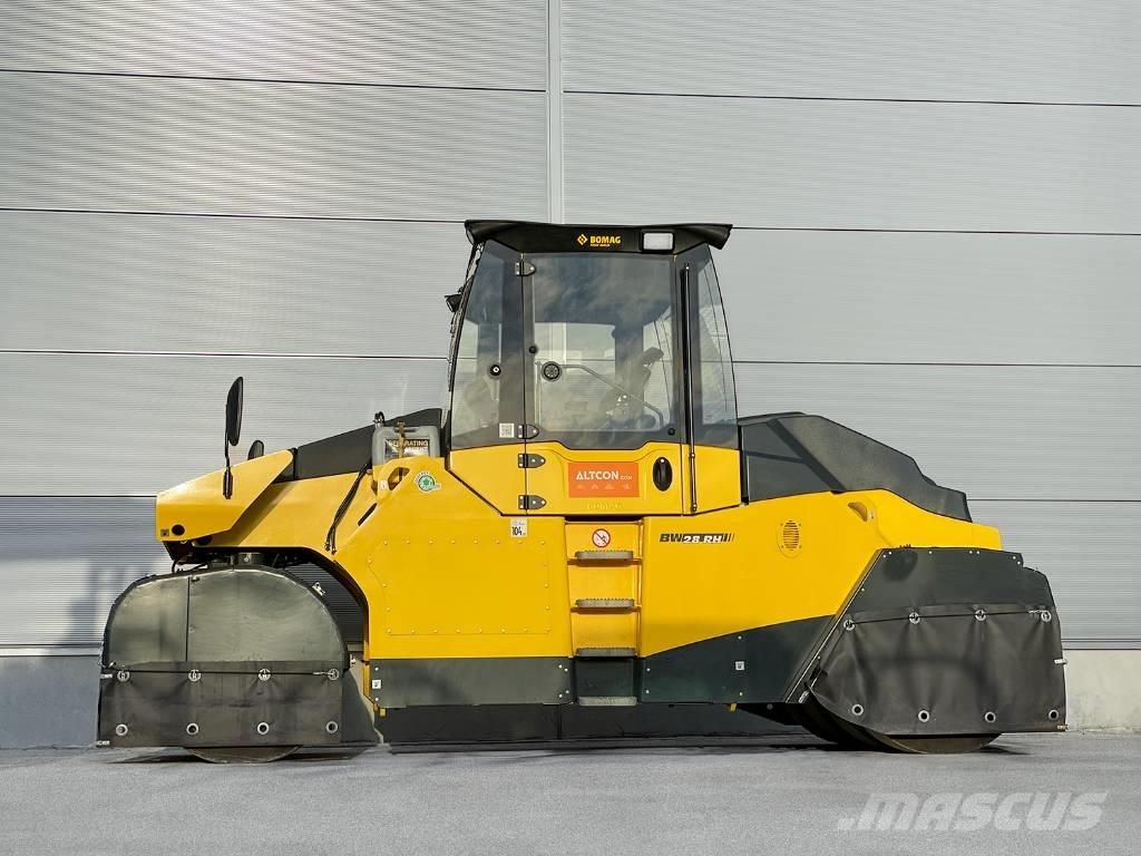 Bomag BW 28 RH Pneumorehvidega rullid