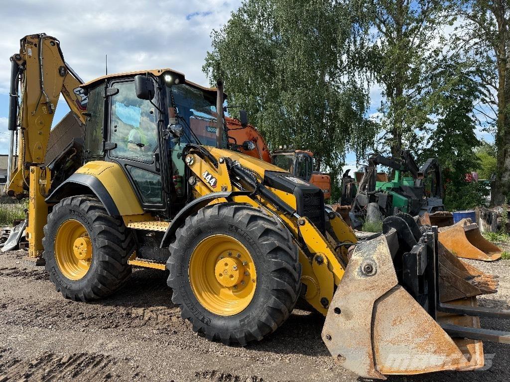 CAT 444 Ekskavaatorlaadurid