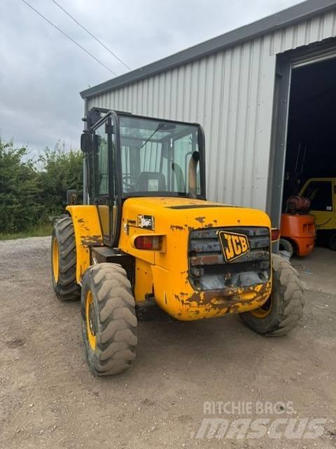 JCB 926 Maastikutõstukid