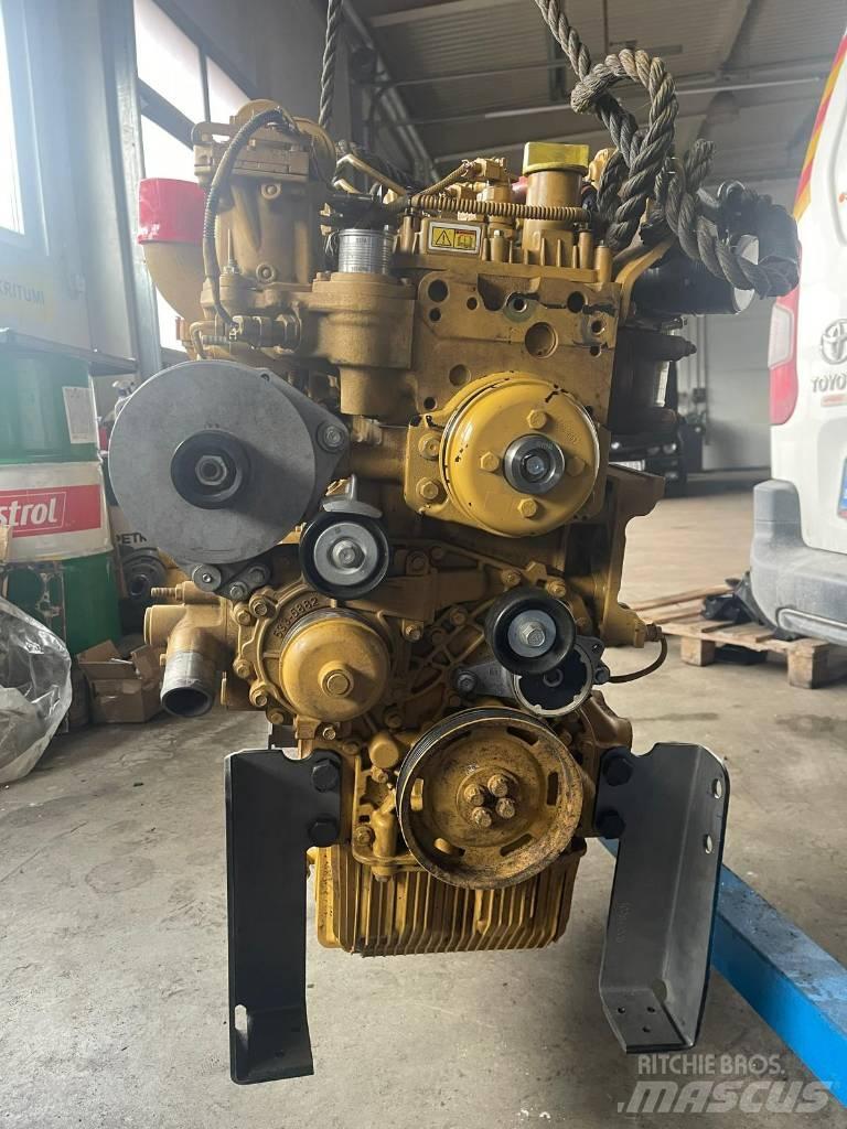 CAT 313 model Mootorid