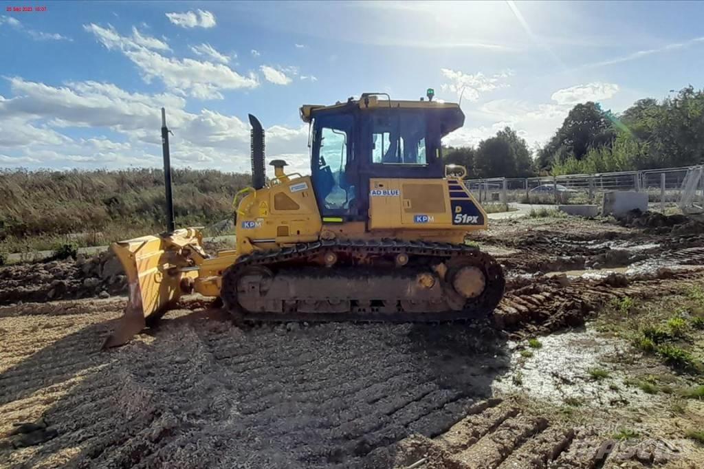 Komatsu D51 PX-24 Buldooserid