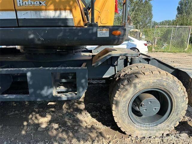 Hyundai 210W Ratasekskavaatorid
