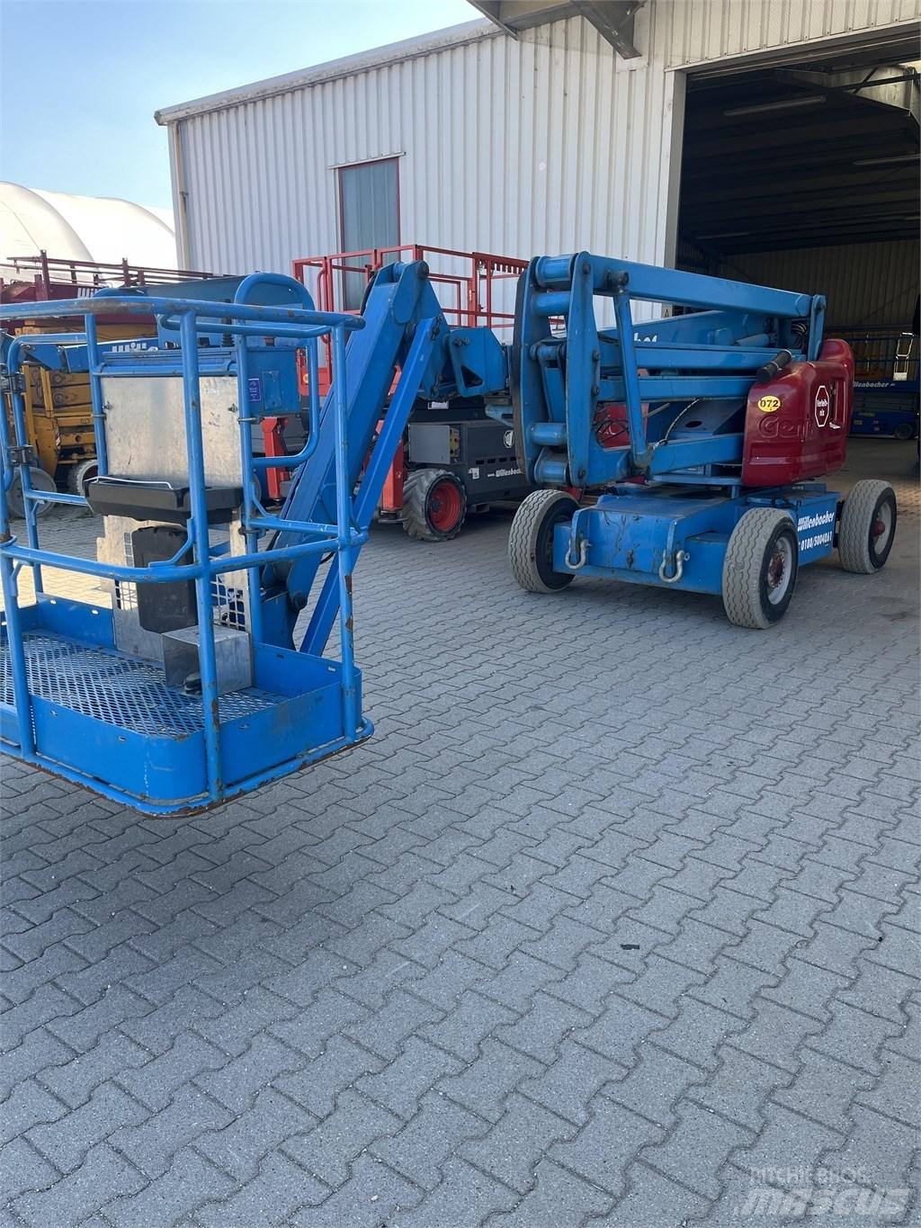 Genie Z 45/25 Iseliikuvad poomtõstukid