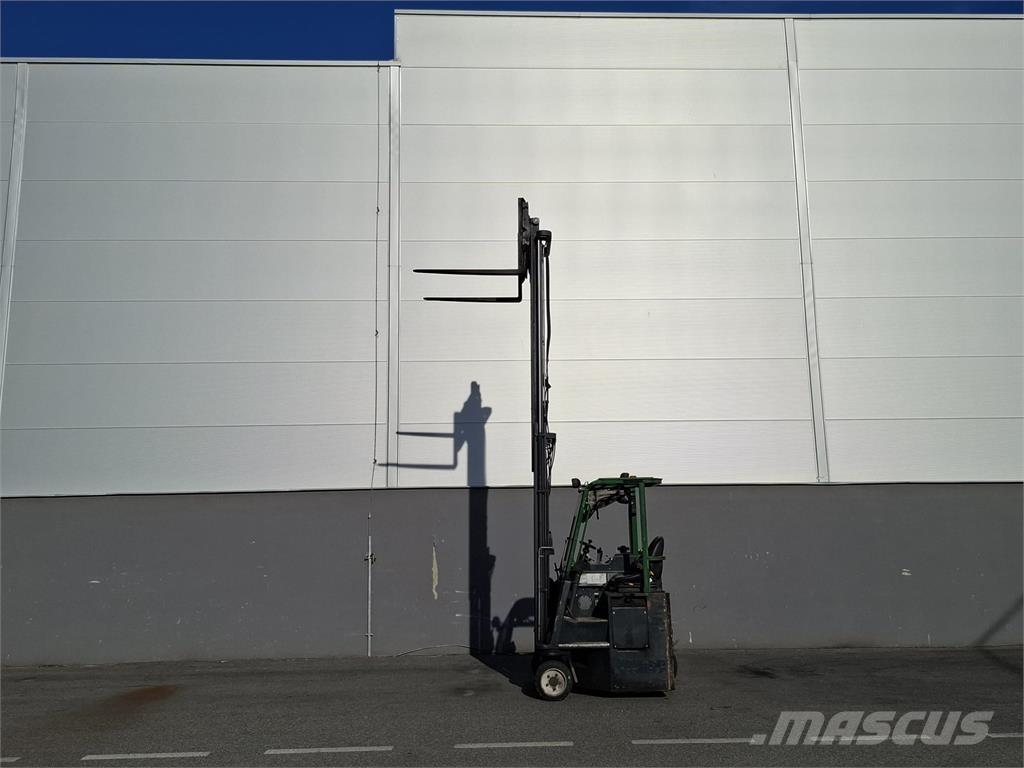 Combilift C3000CB Neljasuuna lükandmastiga tõstukid