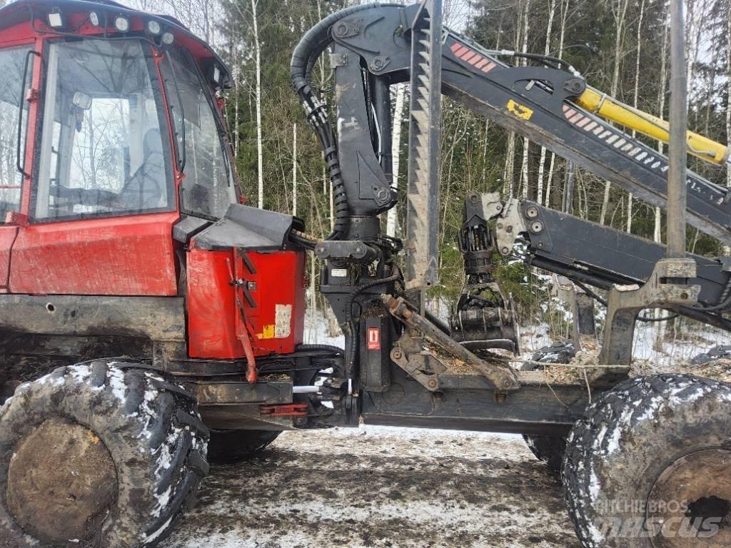 Komatsu 835 Forwarderid