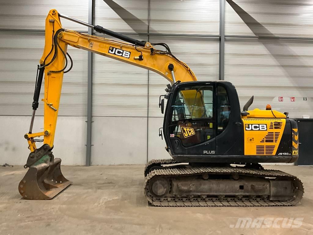 JCB JS 130 LC Roomikekskavaatorid