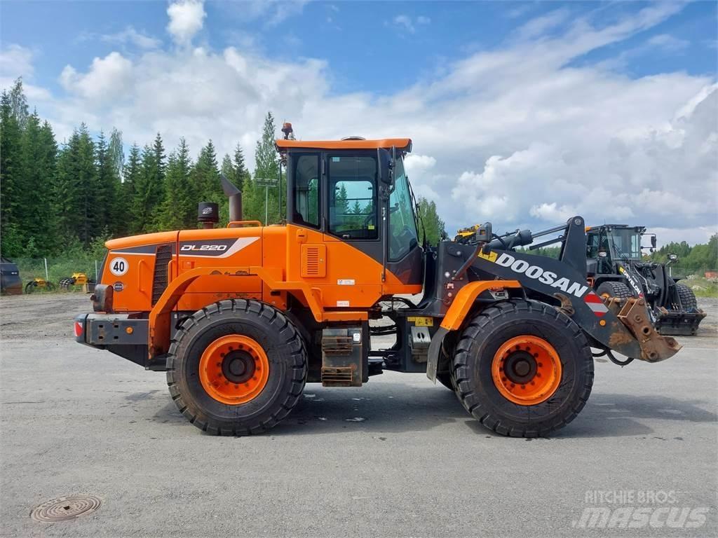 Doosan DL220-5 Rataslaadurid